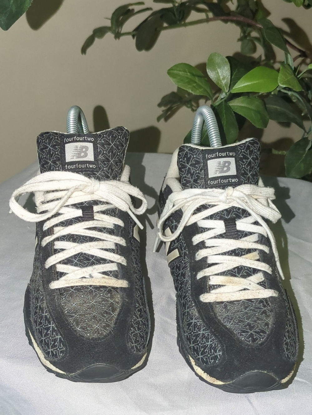 New Balance 442 Sneakers